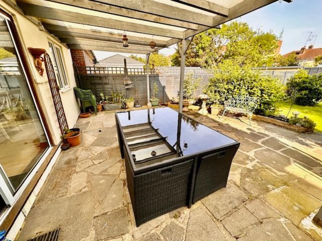 Villa 4 Bed House In Daneby Road,Se6 Catford Exterior foto